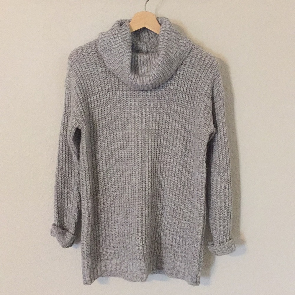 Chunky Turtle Neck Sweater